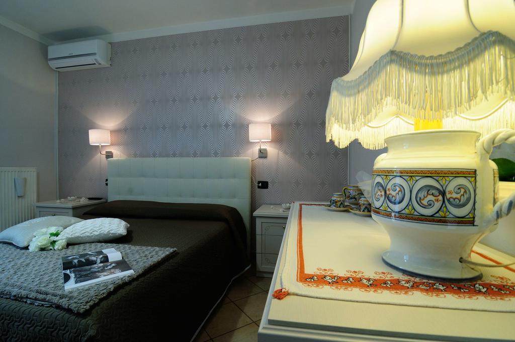Residenza Cieloterra Guest House Ривоторто Екстериор снимка